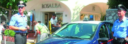 TASSISTA DI ANCAPRI FA USO DI DROGA, SOSPESA LA LICENZA NON LA PATENTE