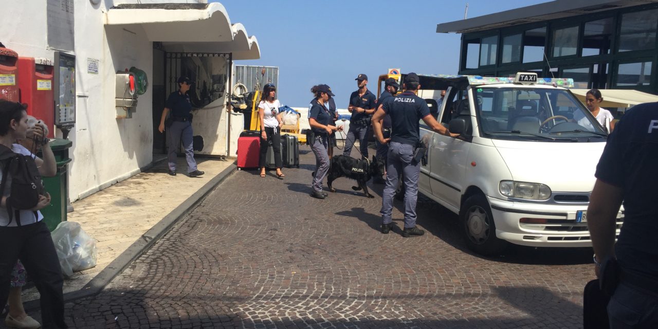 POLIZIA: OPERAZIONE ANTIDROGA A CAPRI