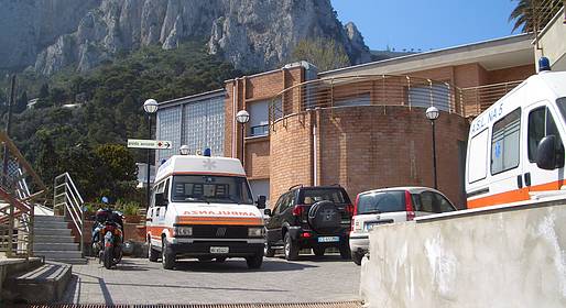 IL CAPILUPI NON E’ UNA CHIESA DOVE SI VA A PREGARE, BENSI’ DOVREBBE ESSERE UN OSPEDALE DOVE VIENE TUTELATA LA VITA