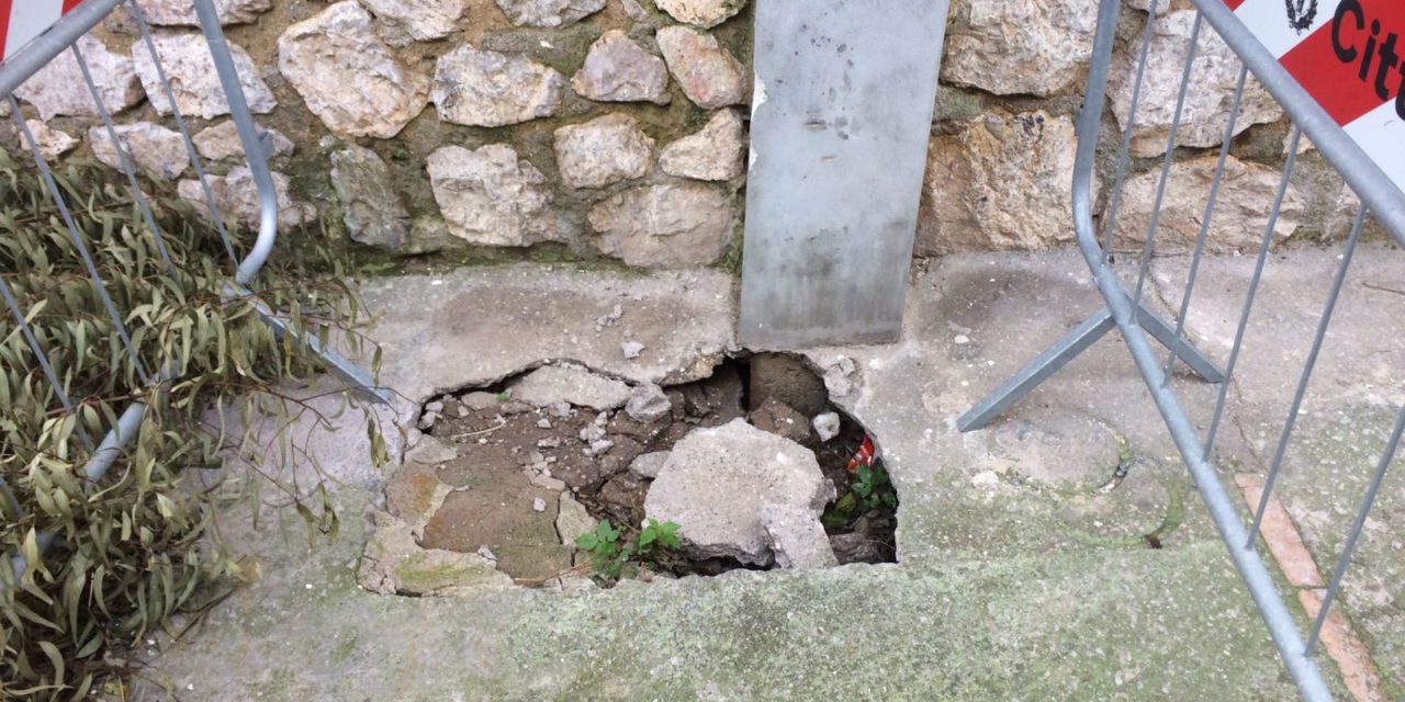 LA BUCA DIMENTICATA A CAPRI