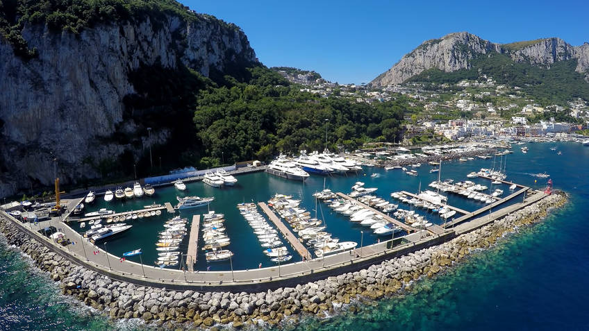 AFFAIRE ASSUNZIONI AL PORTO TURISTICO: FABRIZIO DE MADDI COSTANTINO ESPOSITO LUIGI DE MARTINO SUL BANCO DEGLI IMPUTATI