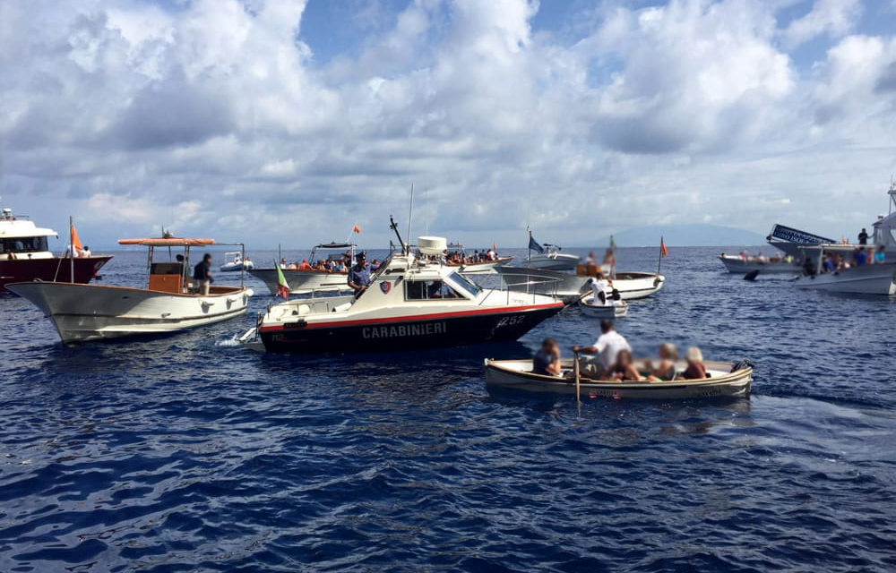 CARABINIERI ALLA GROTTA AZZURRA
