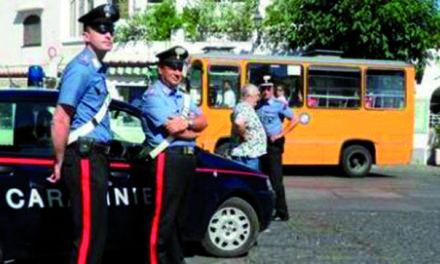 CARABINIERI: SPACCA TUTTO, RESTA A POGGIOREALE