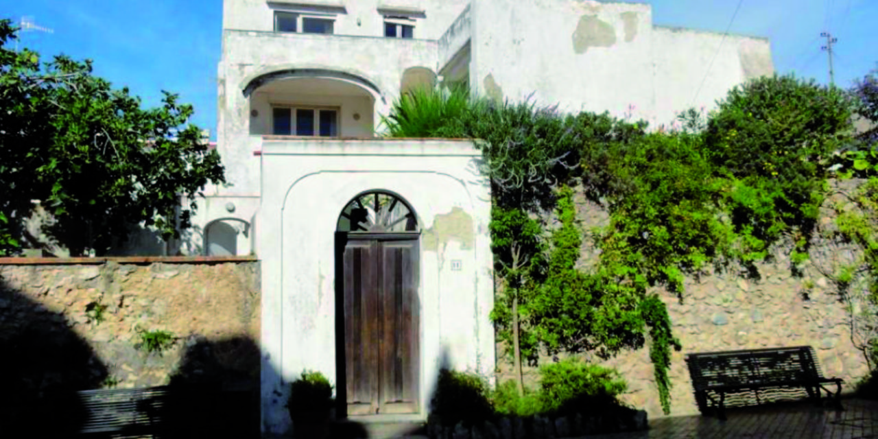AD ANACAPRI LA CASA DELL’EX MINISTRO DE LORENZO UN CENTRO PER ANZIANI