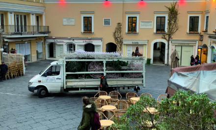 IL COMUNE NON PAGA LE LUMINARIE NATALIZIE MANCA IL DIRETTORE DEI LAVORI