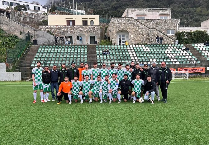 GB CAPRESE TRAVOLGE L’ATL. SAN MARZANO 7-3 Entusiasmante vittoria per gli uomini di mister Lucchesi. Nel frattempo, si lavora per la prossima stagione e per il “Valencia Summer Camp”