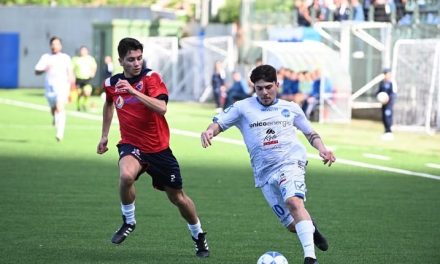 CAPRI ANACAPRI IN ATTESA  DI CONOSCERE L’AVVERSARIO  IN SEMIFINALE SPAREGGIO Nel frattempo, la squadra allenata da Staiano  affronterà sabato ore 16 il Bari Primavera  in amichevole allo stadio “S.C. Germano Bladier”